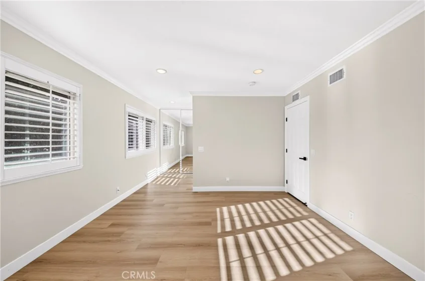 4657 Larwin photo 18