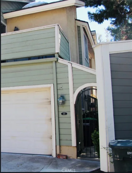 101 Aspen Lane photo 1