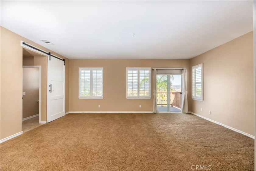 46223 Drymen Avenue photo 32