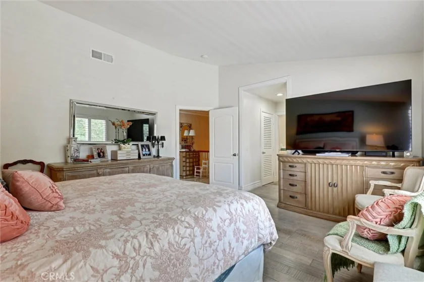 27451 Embassy Way photo 28