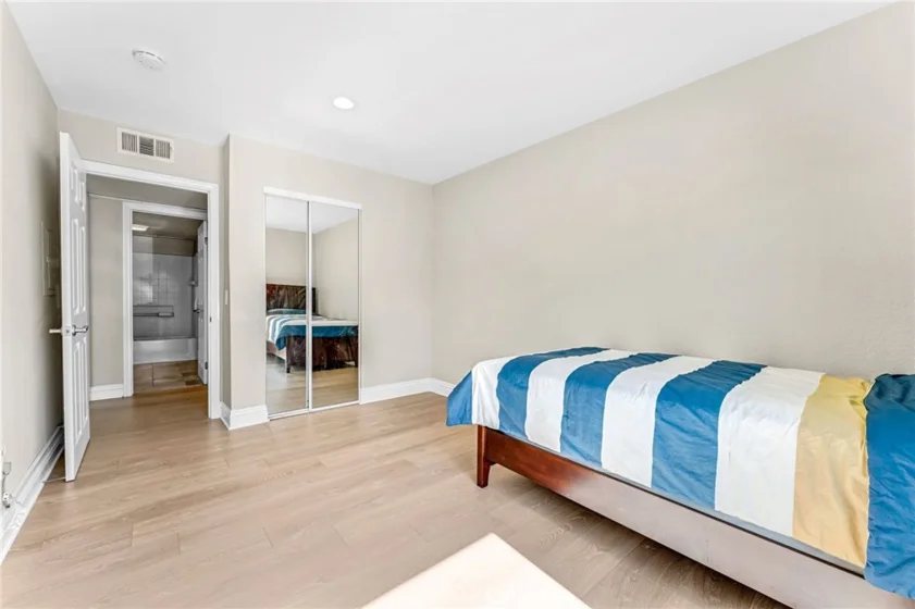 2550 San Gabriel #105 photo 16