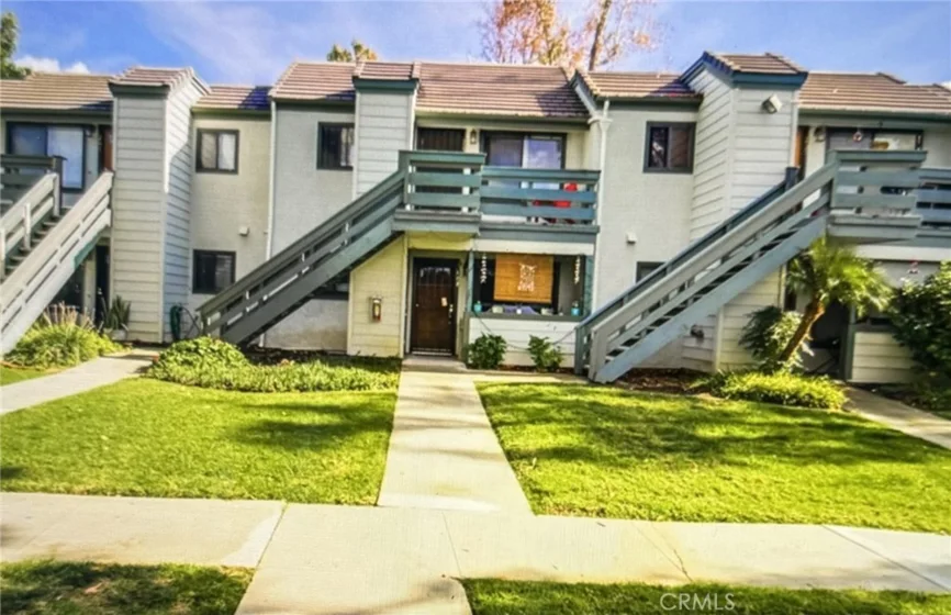 1800 S Maple Street #209 photo 1