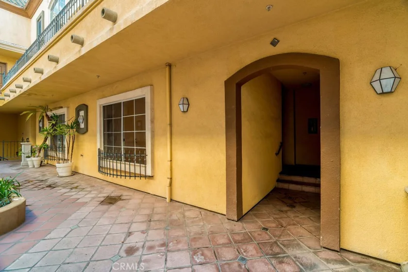 7037 La Tijera Boulevard #C102 photo 9