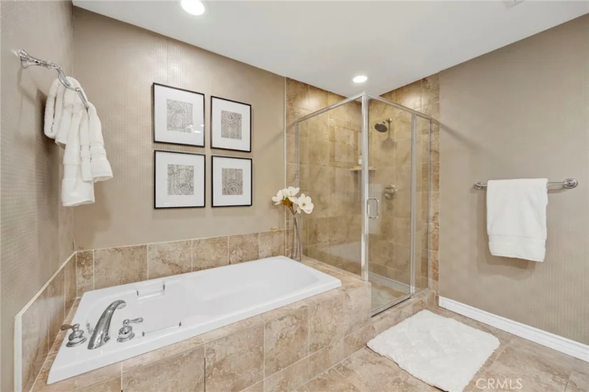 1726 S Bentley Avenue #403 photo 11