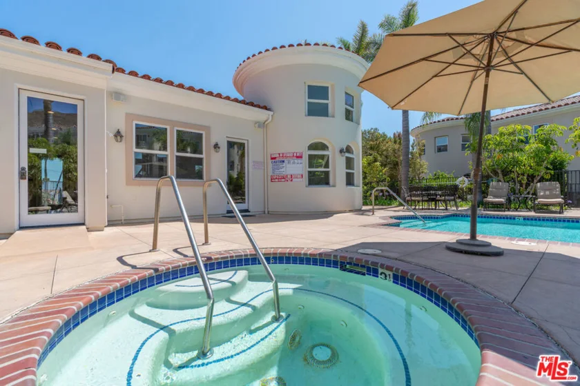 23963 De Ville Way photo 41