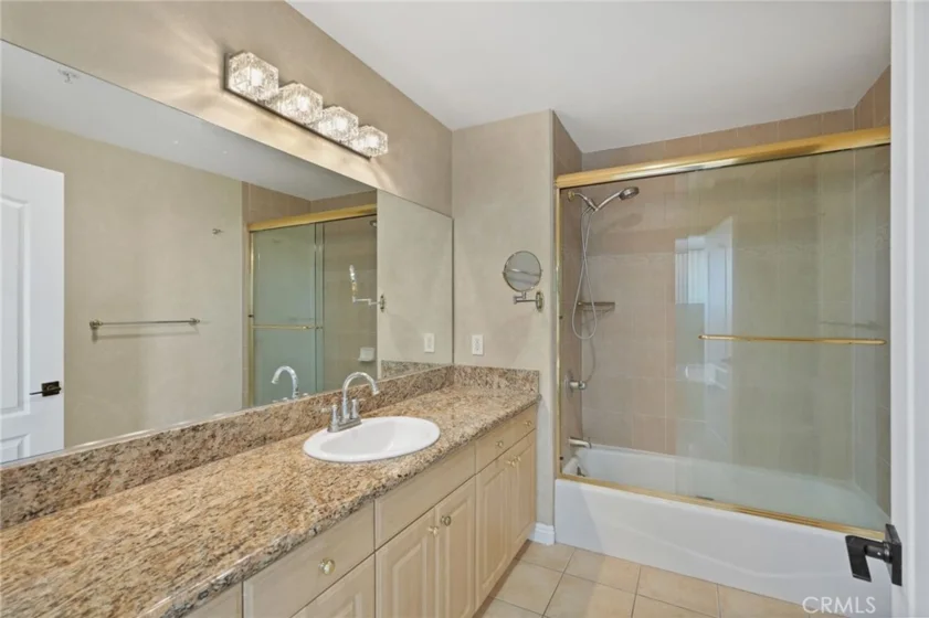 555 E Santa Anita #301 photo 24
