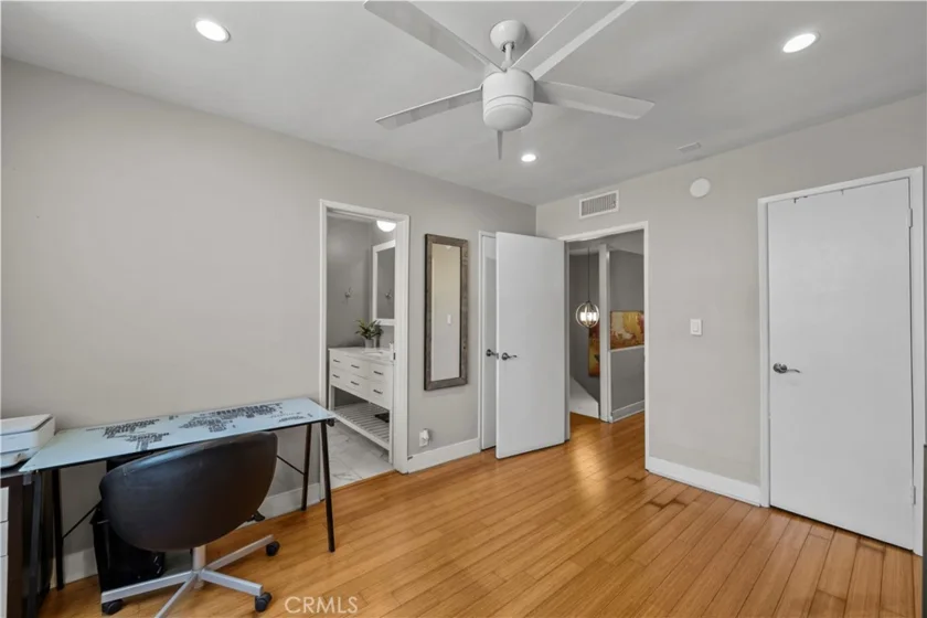 17809 Margate photo 8