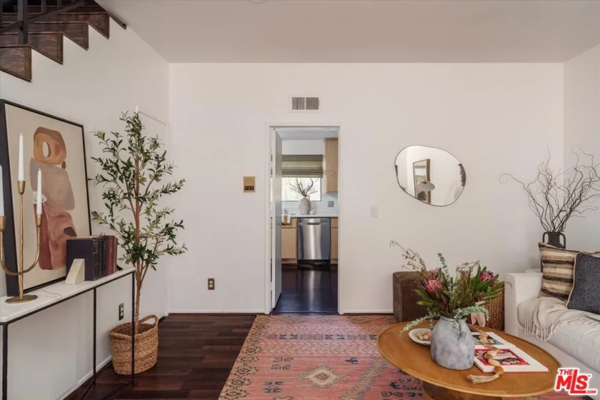 822 Victor Avenue #4 photo 33