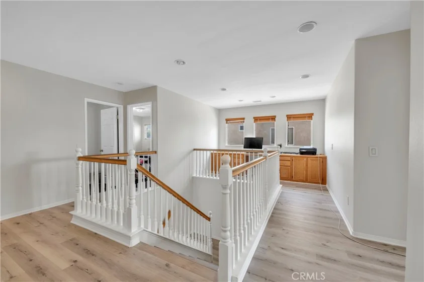 23831 Cloverleaf photo 25