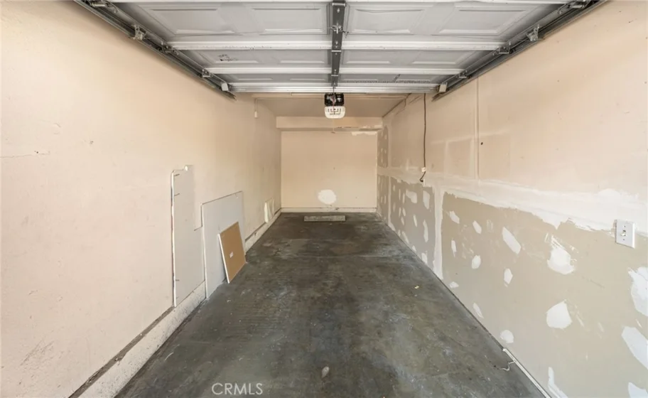1327 Massachusetts #205 photo 15