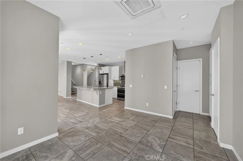 821 Brickyard photo 32