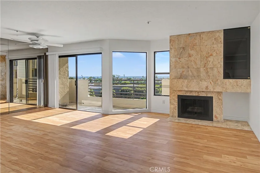 280 Cagney Lane #207 photo 2