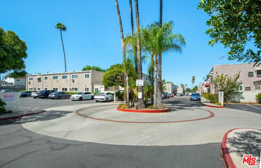 7129 Coldwater Canyon Avenue #10 photo 31