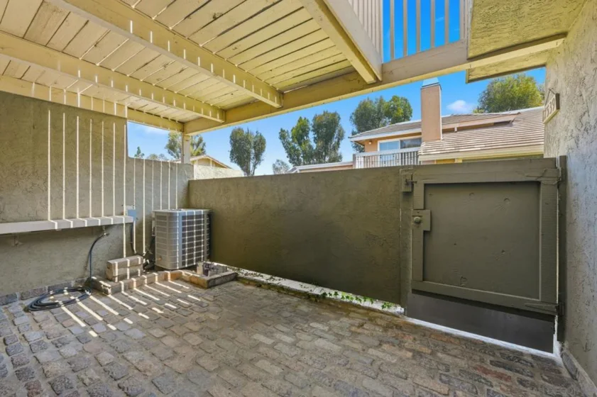 17539 Fairlie Road photo 31