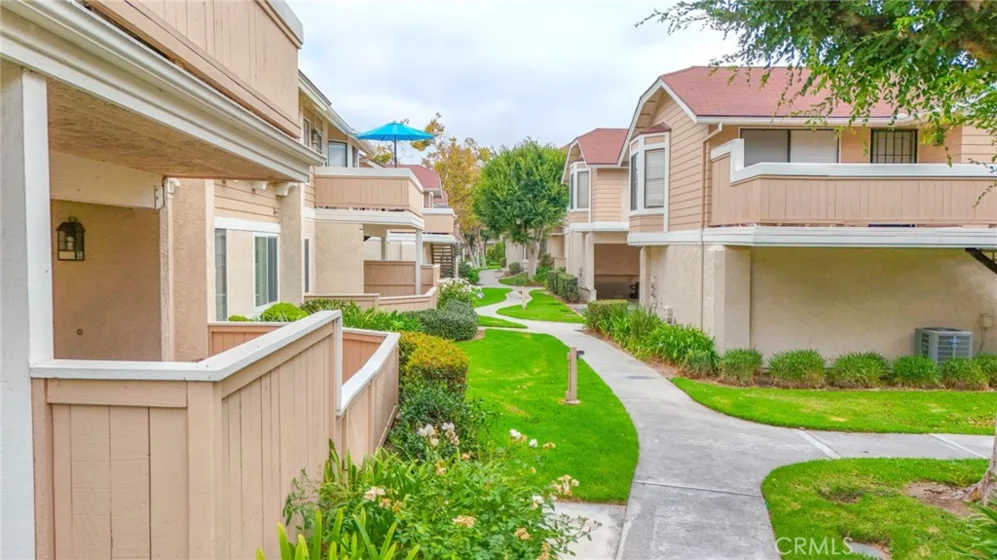 7720 Riverdale #G photo 4
