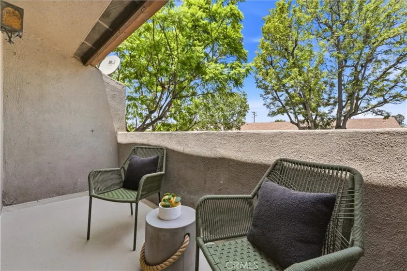 278 N Wilshire #B31 photo 25