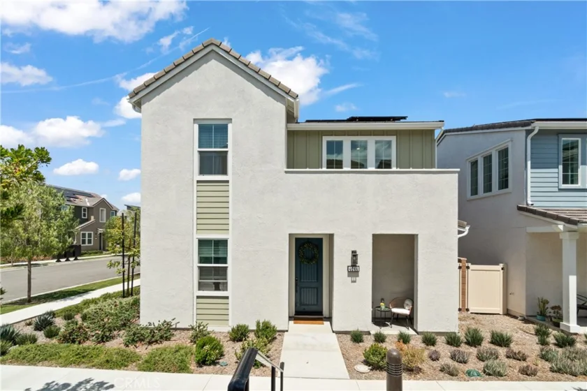 4044 Summer Way photo 1