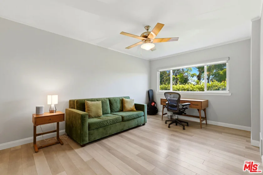1275 Havenhurst Drive #15 photo 28