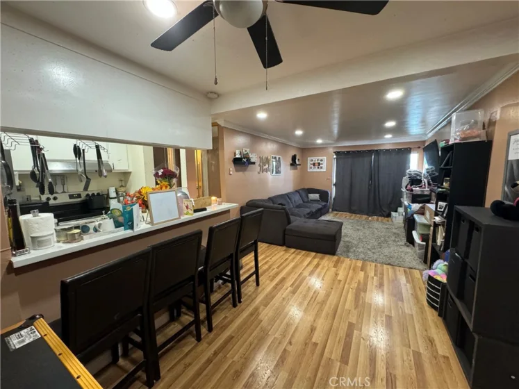 550 W Regent #342 photo 3