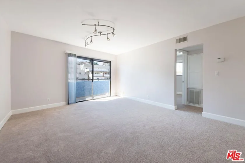 10982 Roebling Avenue #451 photo 6