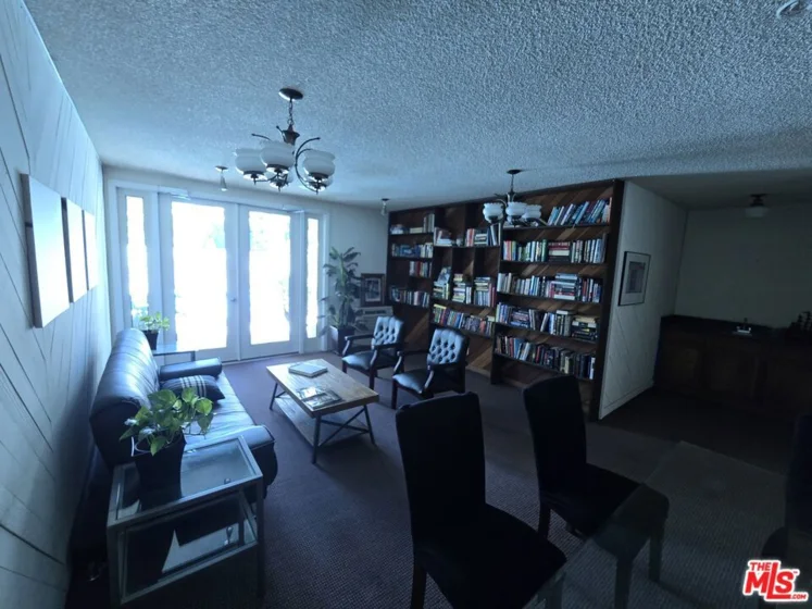 14315 Riverside Drive #105 photo 18