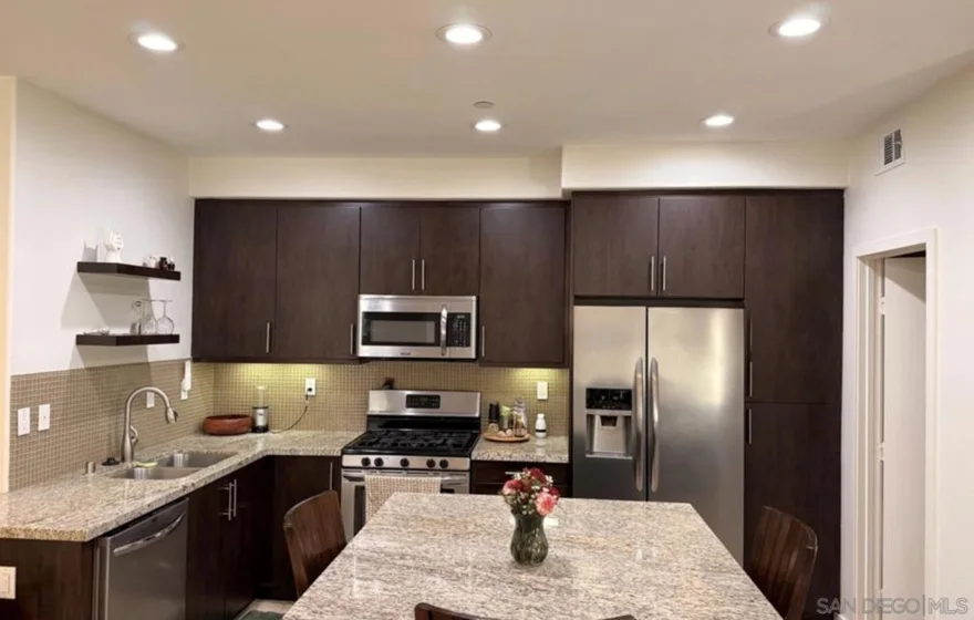 2230 Indus Way photo 1
