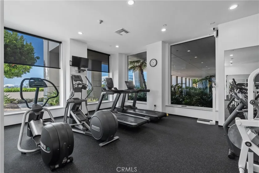 525 E Seaside #710 photo 30
