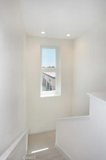 854 S Harbor Boulevard photo 31