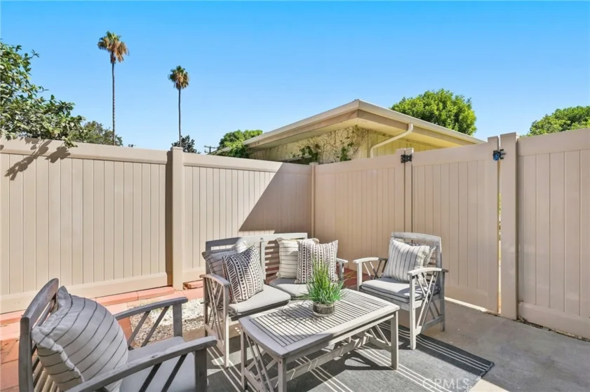 648 W Main #D photo 27