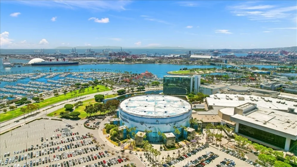 488 E Ocean #708 photo 14