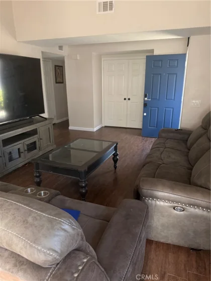 863 Encino photo 4