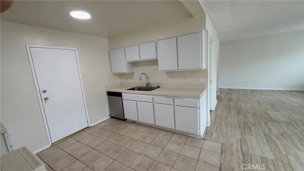 228 S Avenue 18 #D photo 43