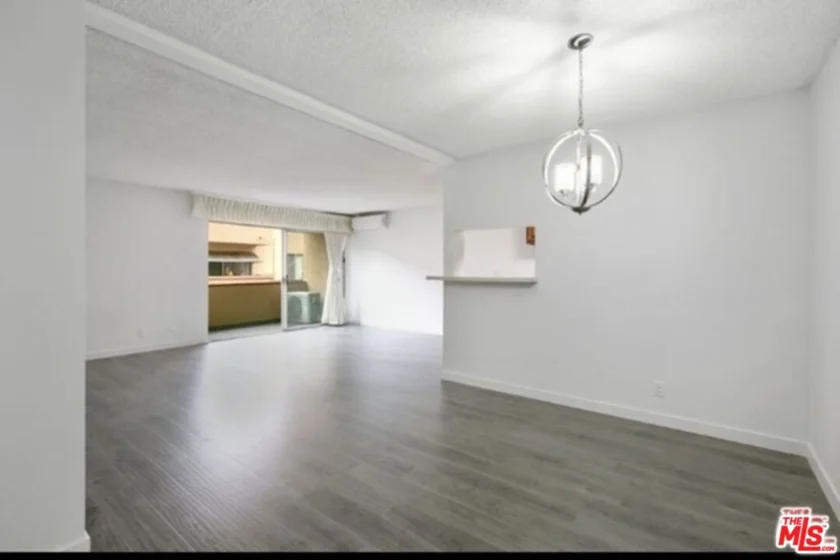 855 Victor Avenue #210 photo 7