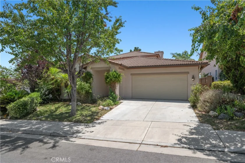 41691 Monterey Place photo 1