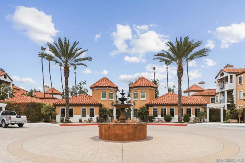 2150 Camino De La Reina #216 photo 18