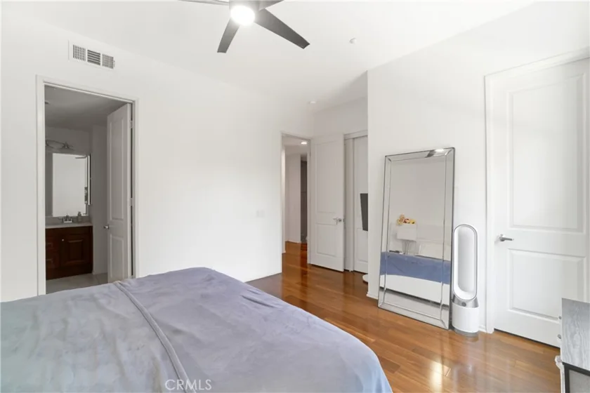 309 Metro Court photo 21
