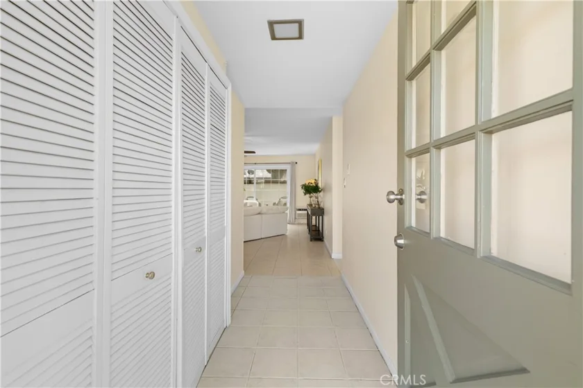 134 S Magnolia #19B photo 3