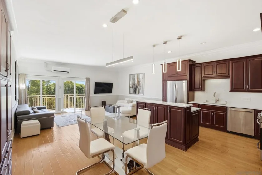 5366 La Jolla #305C photo 7