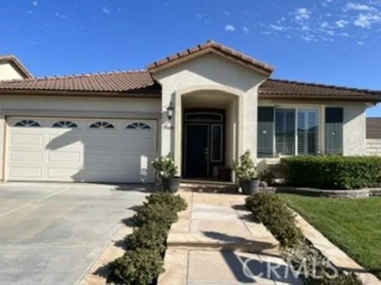 39448 Cardiff Avenue photo 1