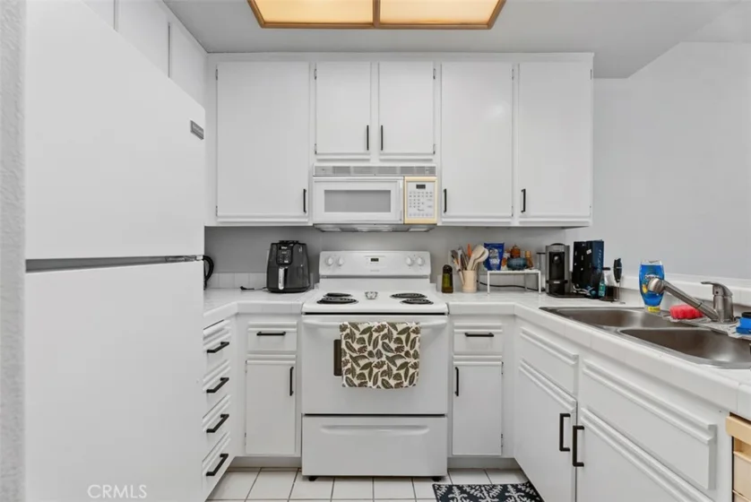 2960 Champion Way #1008 photo 15