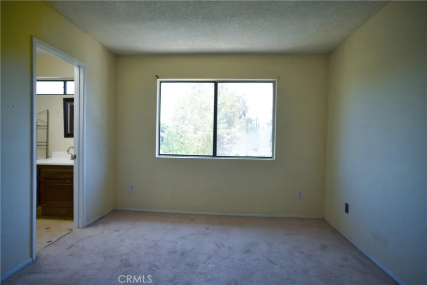 9601 Sylmar Avenue #1 photo 34