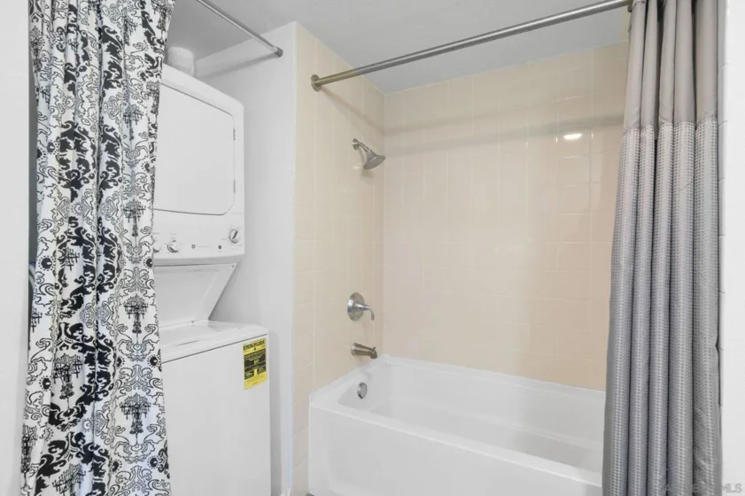 875 G Street #512 photo 6