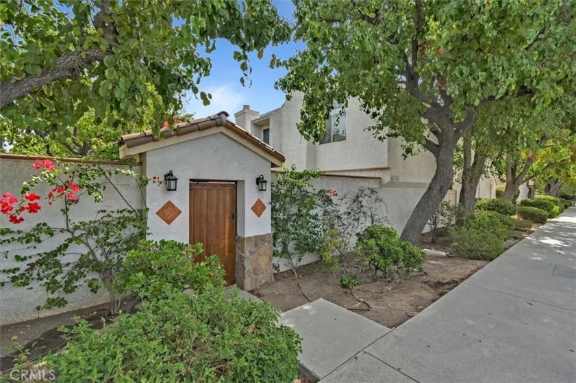 10440 Zelzah Avenue #C photo 1
