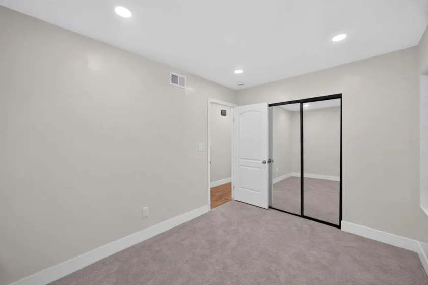 8318 Panorama Ridge Court photo 23