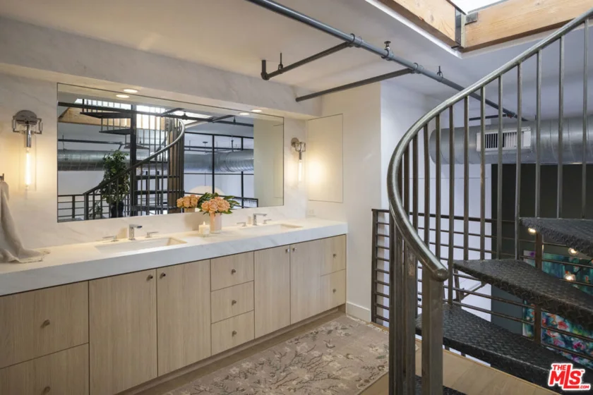 4115 Glencoe Avenue #414 photo 25