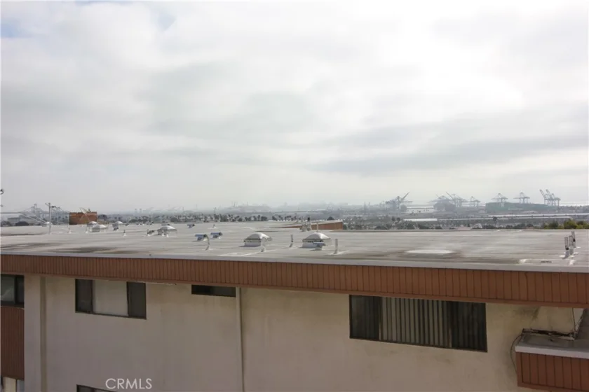 2424 S Gaffey photo 23