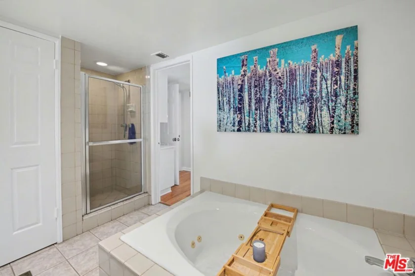 1250 Amherst Avenue #302 photo 17