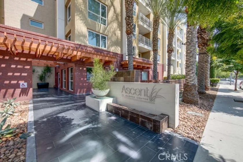 21301 Erwin Street #451 photo 1