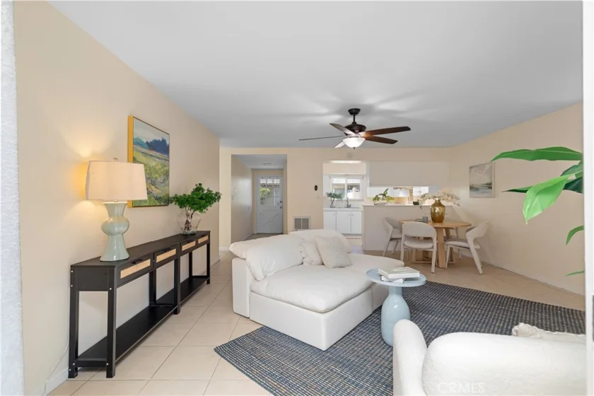 134 S Magnolia #19B photo 12