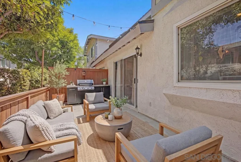 1721 Maxwell #B photo 22